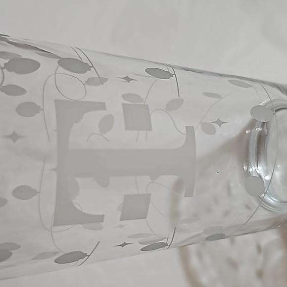 T-Mobile Tuesdays Holiday Glass New in Box - Picture 8 of 14